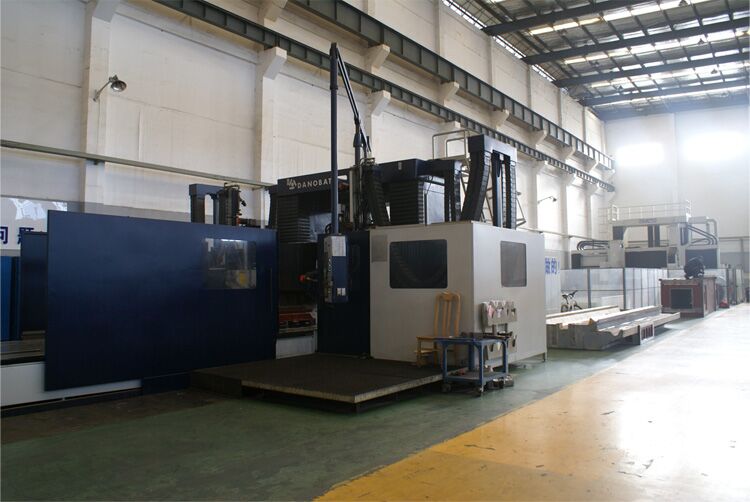 基地設(shè)備:西班牙DANOBAT(達(dá)諾巴特)8.5米數(shù)控導(dǎo)軌磨床 基地設(shè)備:西班牙DANOBAT(達(dá)諾巴特)8.5米數(shù)控導(dǎo)軌磨床