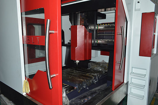 鋁合金雕銑機一臺出貨至江門地區 鋁合金雕銑機一臺出貨至江門地區